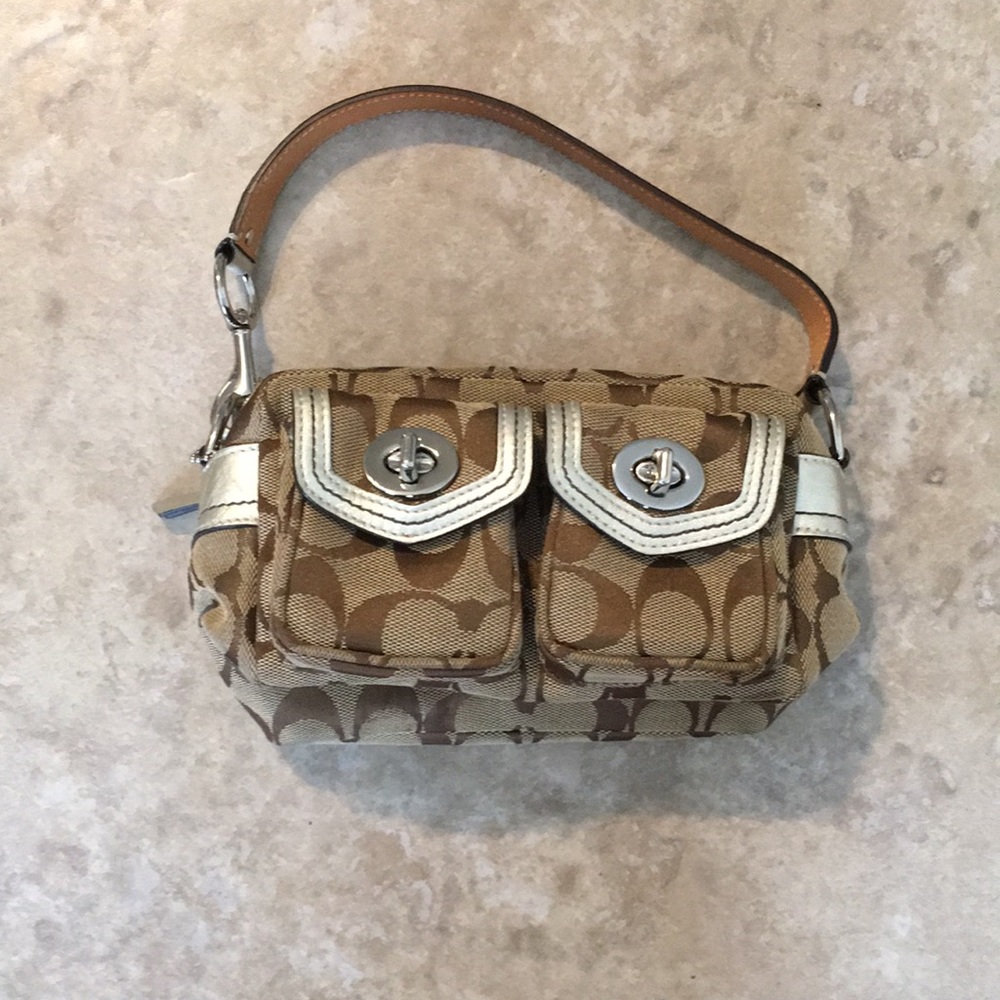 Vintage Coach Legacy Soho Turn Lock Double Pocket Signature Leather Camera Bag